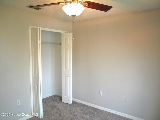Building Photo - 1281 Berryhill Dr