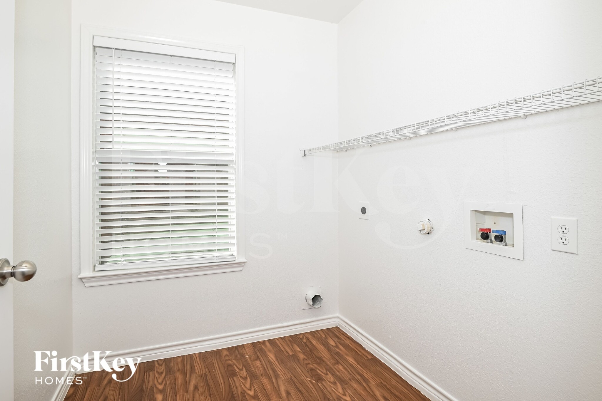 Building Photo - 1309 Honeywood Ln