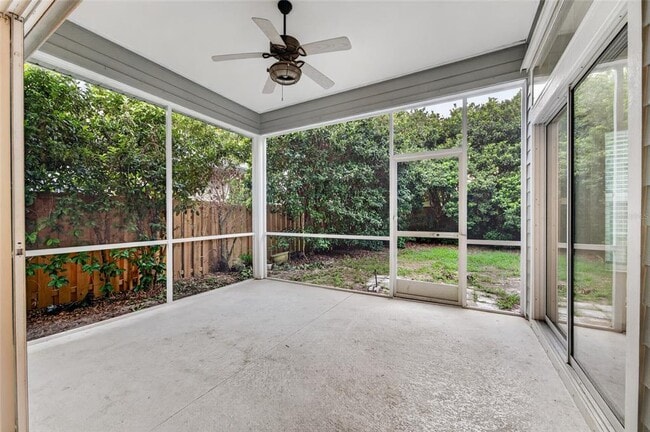 Building Photo - 914 SW 83rd Terrace