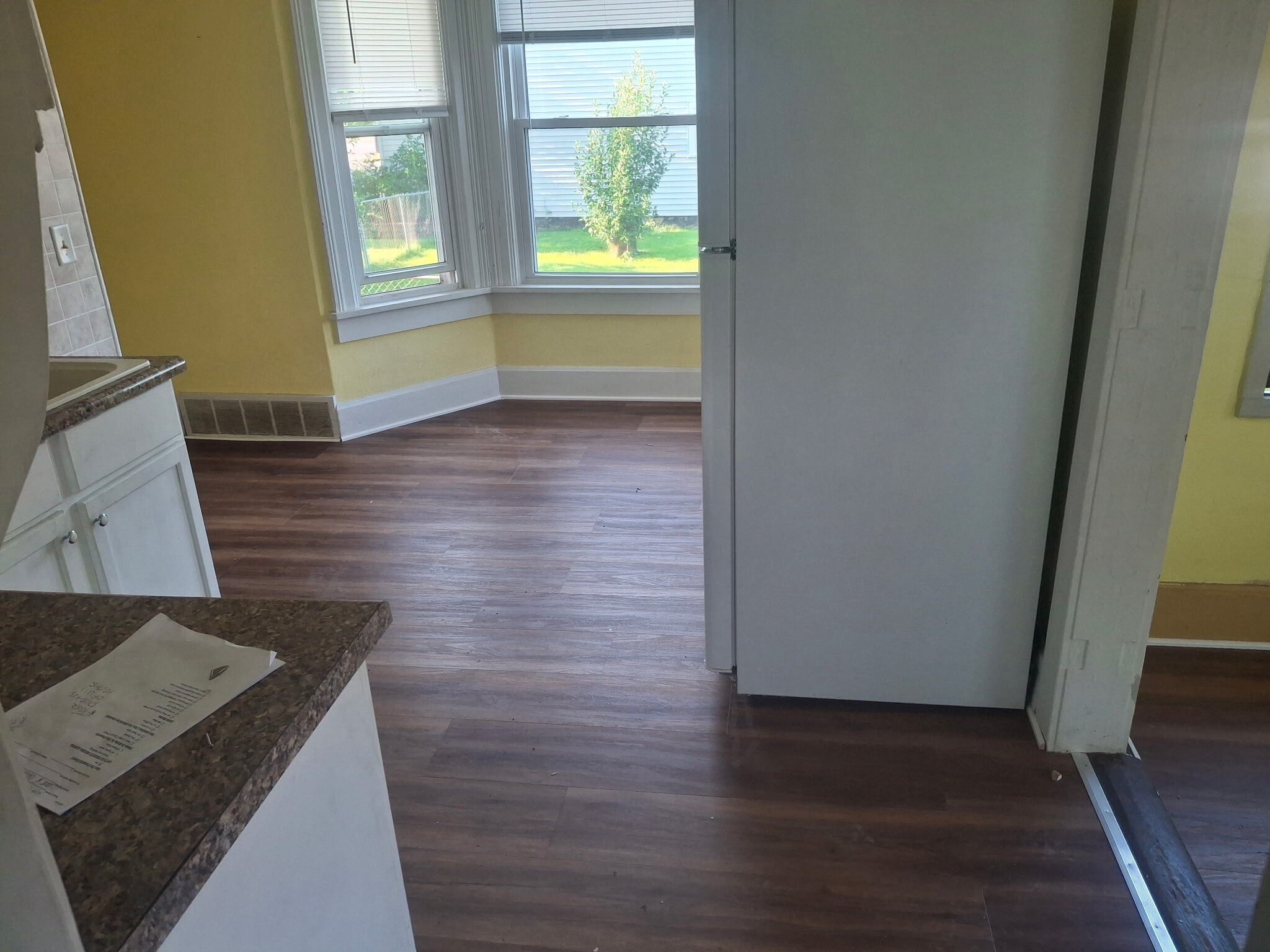 Building Photo - 208 N Cleveland St