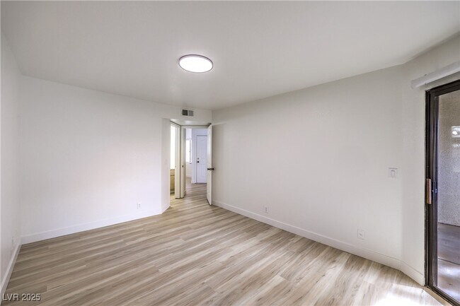 Building Photo - 8455 W Sahara Ave