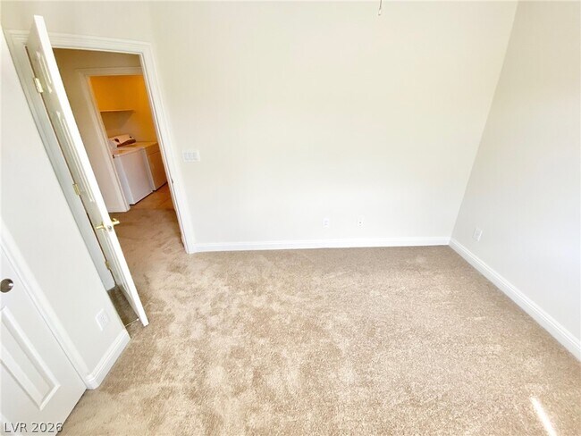 Building Photo - 1750 Dark Wolf Ave
