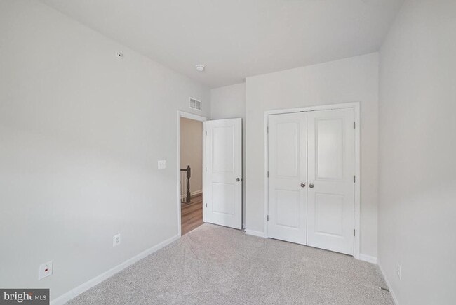 Building Photo - 2513 Gatwick Ln