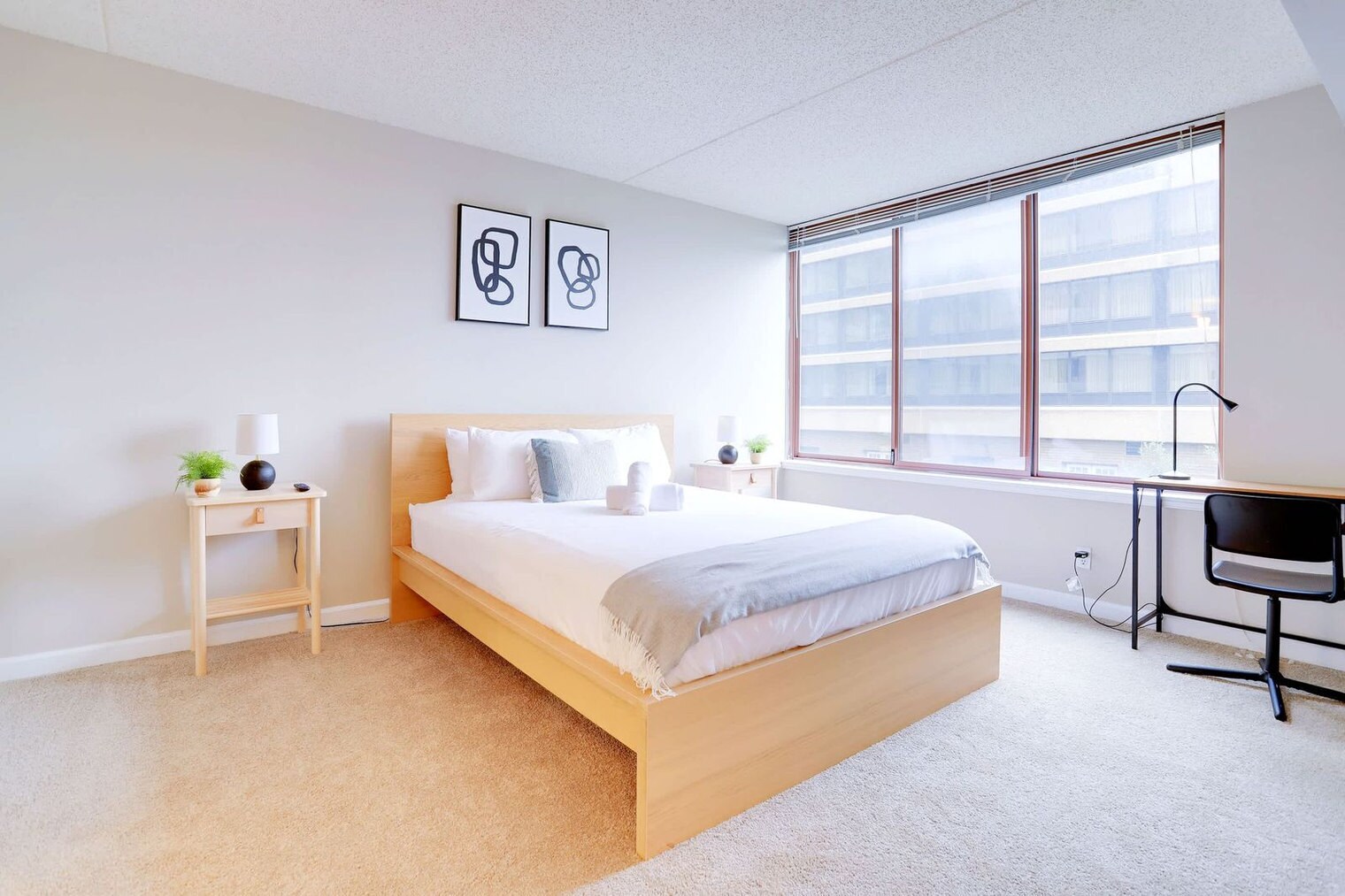 Building Photo - 401 12th St S