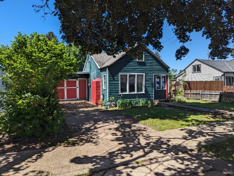 Building Photo - 2075 Berry St SE