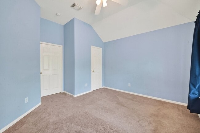 Building Photo - 2119 Palm Castle Dr