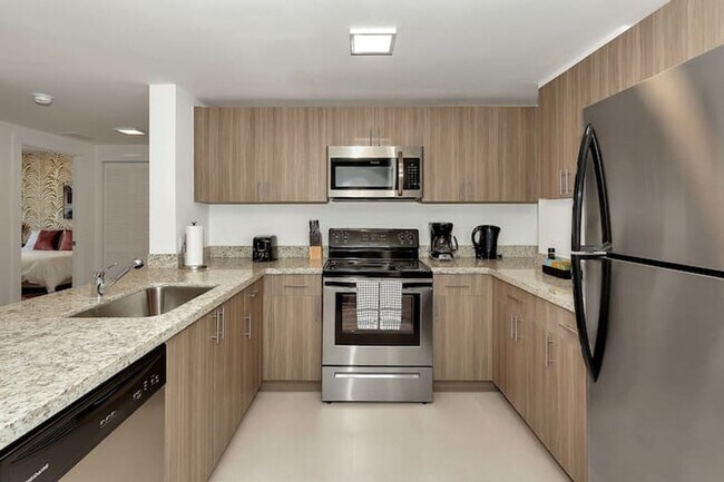 Building Photo - 1710 SW 27th Ave