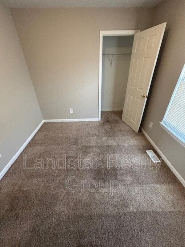 Building Photo - 3763 Parthenia Ave