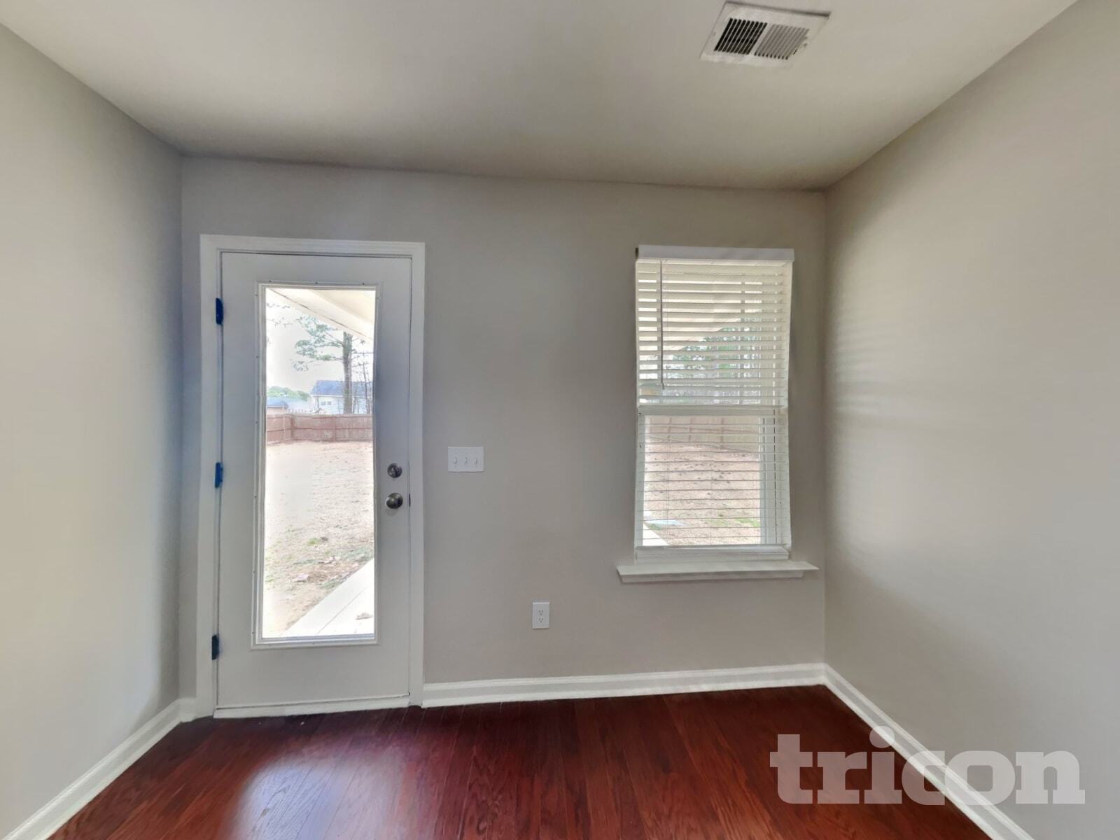 Building Photo - 31 Burr Oak Cir