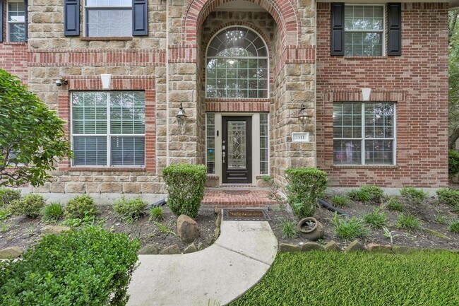 Building Photo - 2511 N Yorkchase Ln