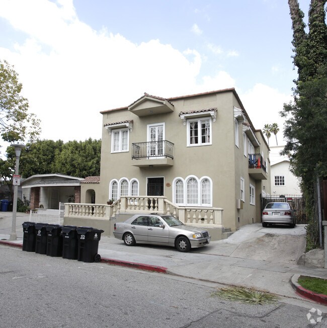 Primary Photo - 6057 Selma Ave