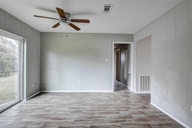 Building Photo - 4969 E Ridge Creek Dr