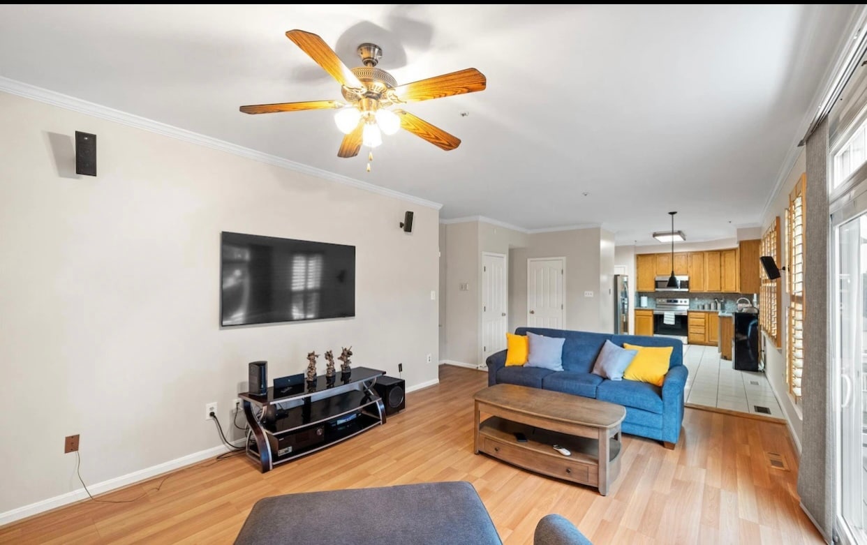 Building Photo - 5714 Silk Tree Dr