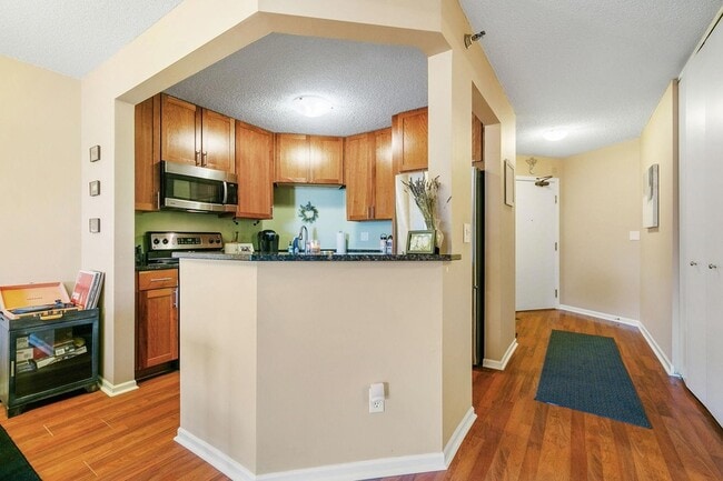 Building Photo - 401 S 1st St