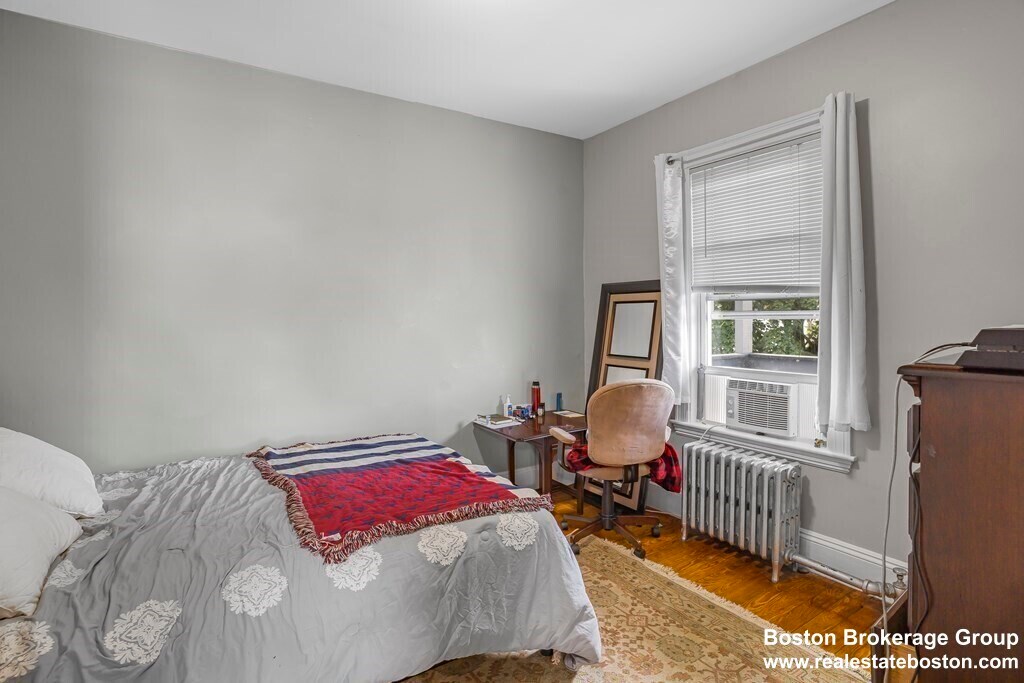 Building Photo - 37 Harbor View St