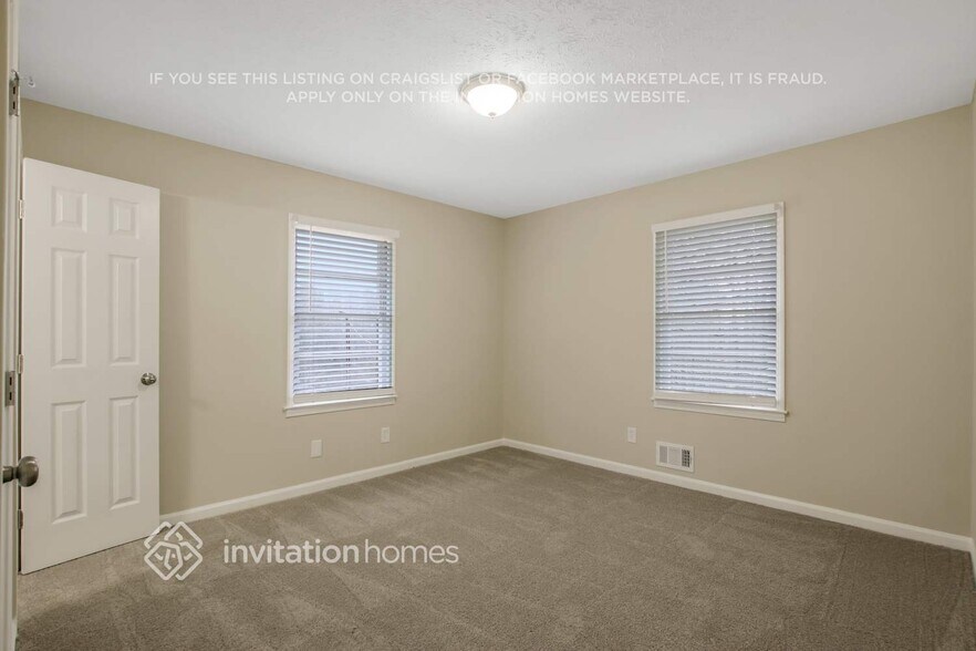 Building Photo - 3881 Blythewood Cir