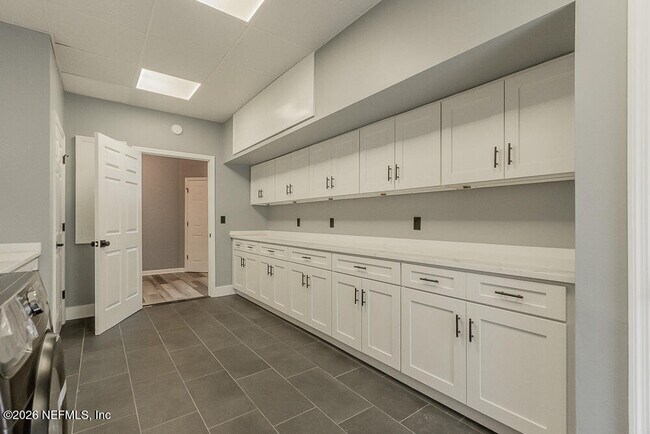 Building Photo - 1770 Victoria Chase Ct