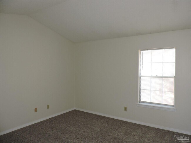 Building Photo - 3155 Belle Meade Dr