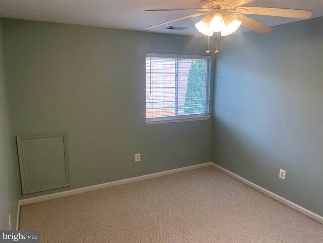Building Photo - 20389 Radcliff Terrace