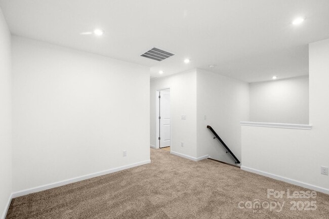 Building Photo - 14028 Penbury Ln