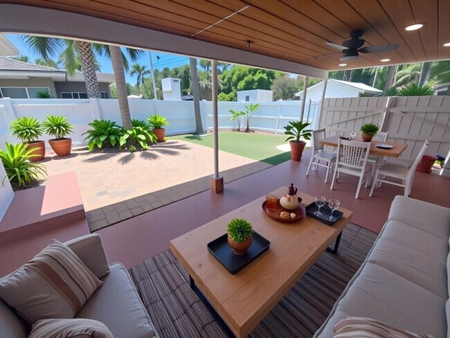 Building Photo - 126 N Palmway