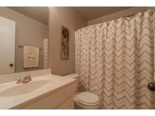Building Photo - 4537 High Cotton Tr