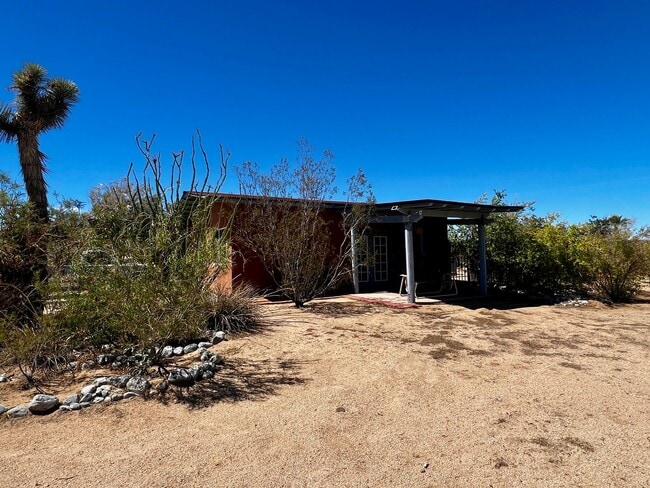 Building Photo - Charming 3-Bedroom Home for Rent in Lander...