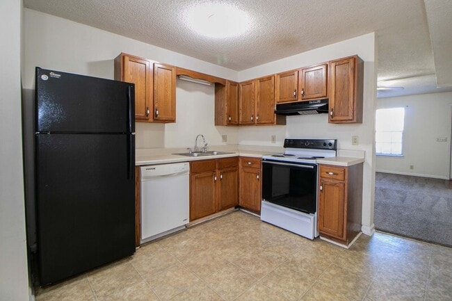 Building Photo - 108-3 Hickory Trace