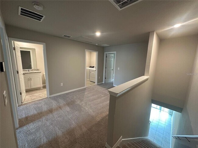 Building Photo - 430 Legacy Lp