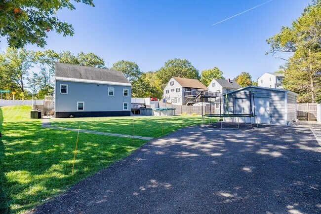 Building Photo - 46 Viscoloid Ave