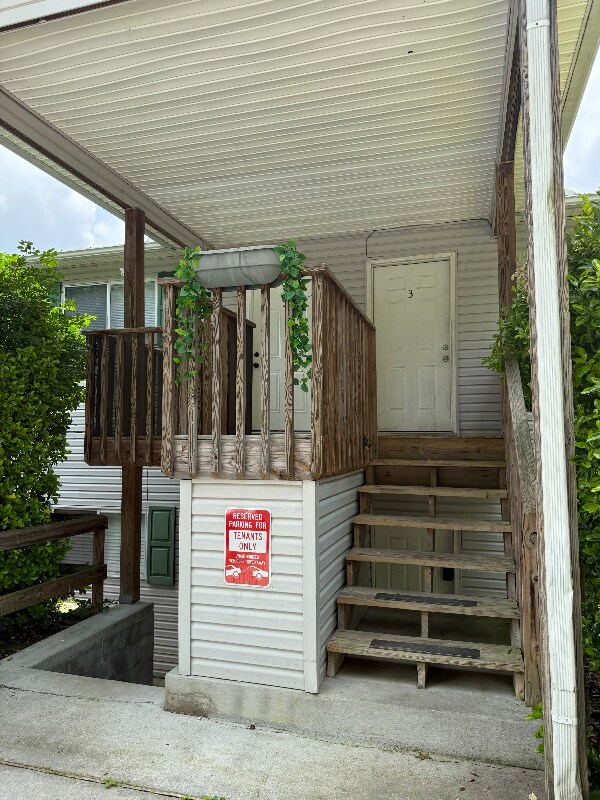 Building Photo - 135 Anzie Way