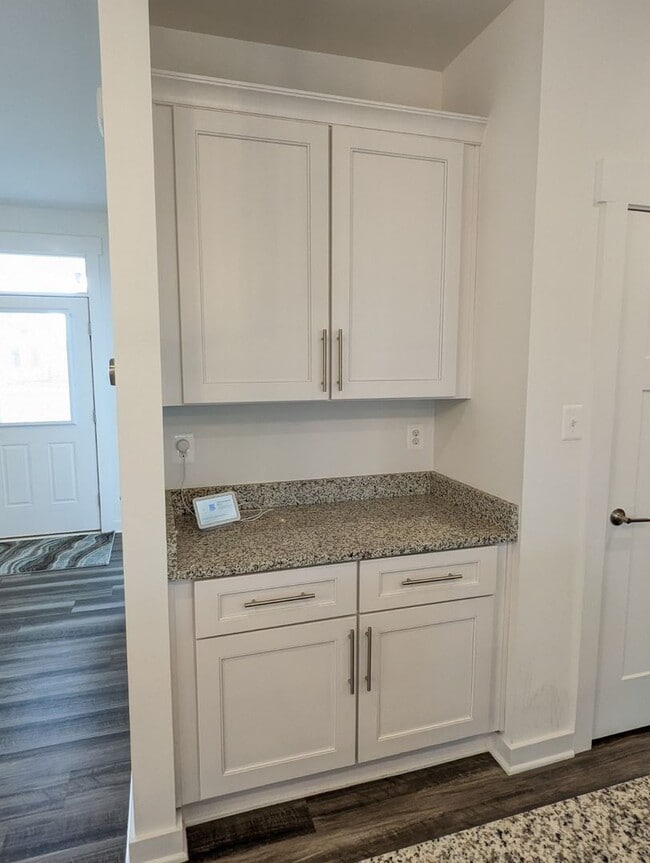 Building Photo - 1207 Marsalis Pl