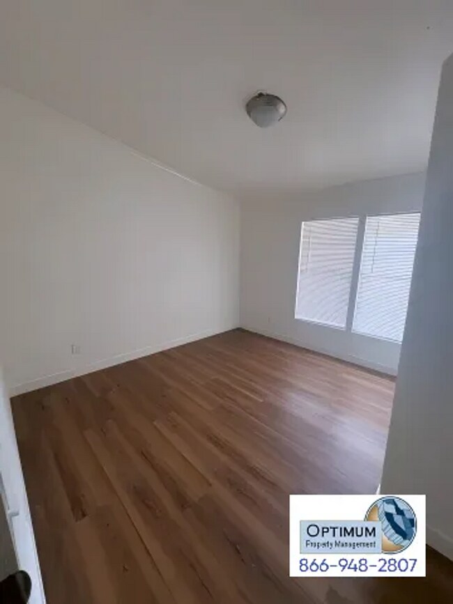 Building Photo - Fully Remodeled 3BD/2BA Home on Spacious Lot