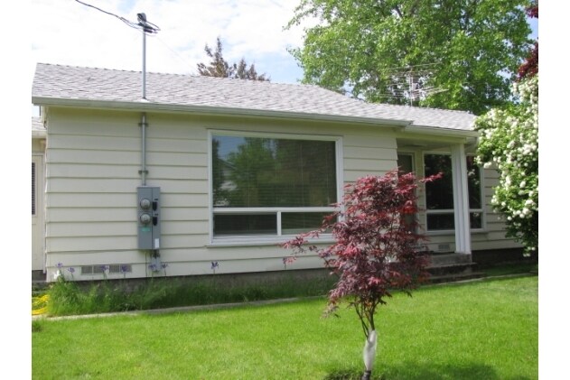 Building Photo - 307 Tussey Ln