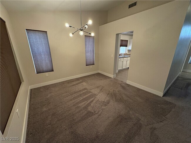Building Photo - 8832 Villa Ridge Dr