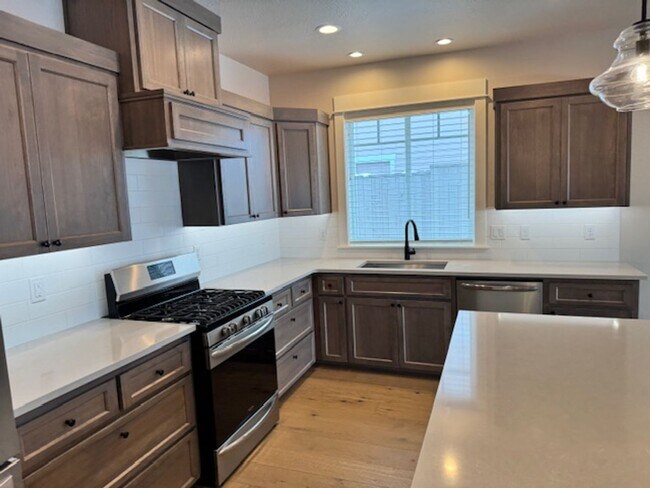 Building Photo - 3844 Arena Dr