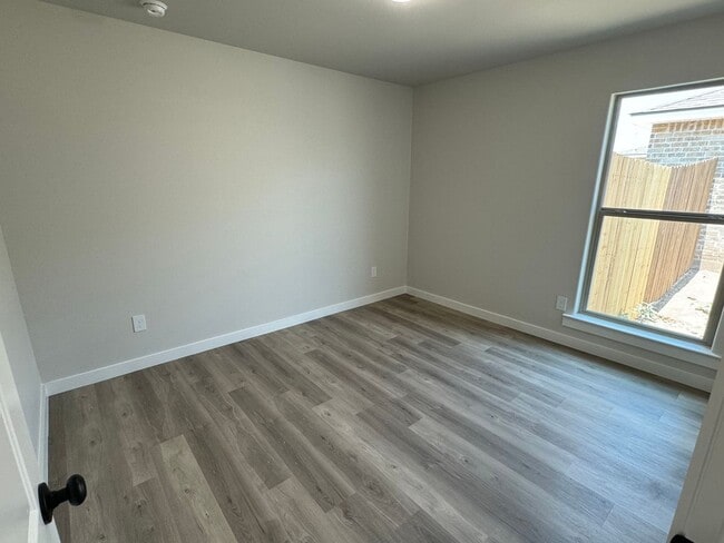 Building Photo - Located in the meadows Brand newer constru...