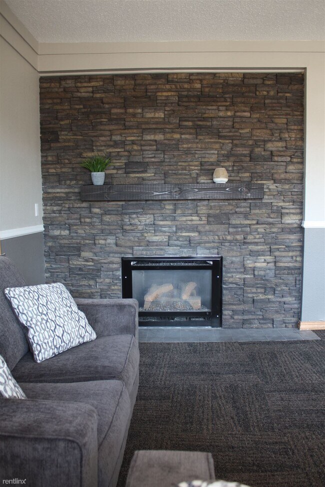 1600 Mapleton Ave 1600 Mapleton Ave Bismarck ND 58503 Apartment Finder