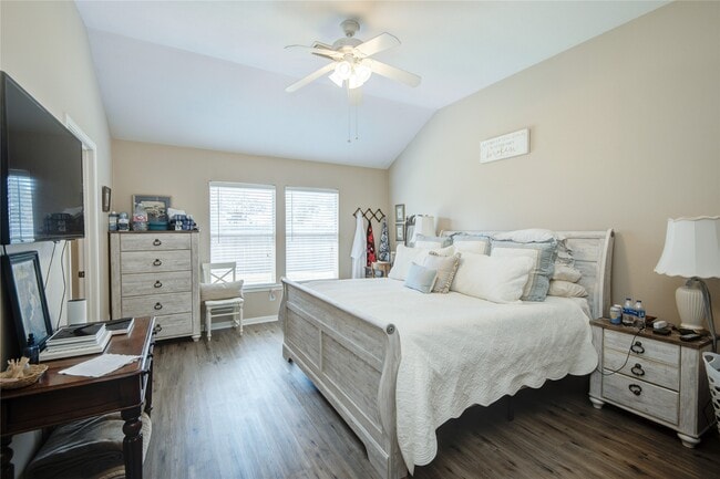 Building Photo - 17231 Hollow Sands Ct