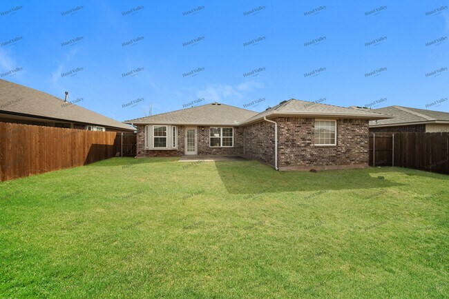 Building Photo - 2323 Box Turtle Way