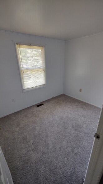 Building Photo - 7316A Castlemoor Rd