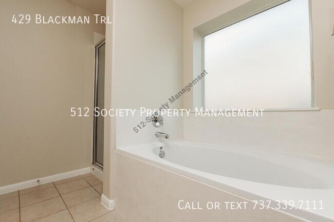 Building Photo - 429 Blackman Tr
