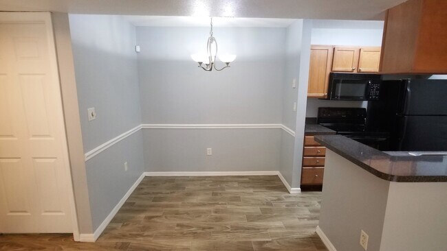 Building Photo - Ground Floor 2/2 with Conservation Views for Lease in Brandon, FL