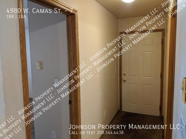 Building Photo - 4980 W Camas St