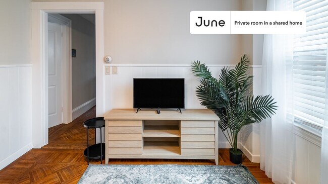 Building Photo - Room in Shared 3 bed/1 bath home in Somerville