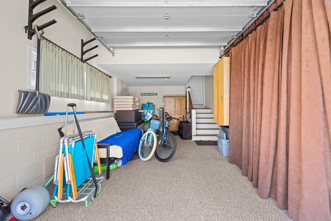 Building Photo - 28 N Colgate Ave