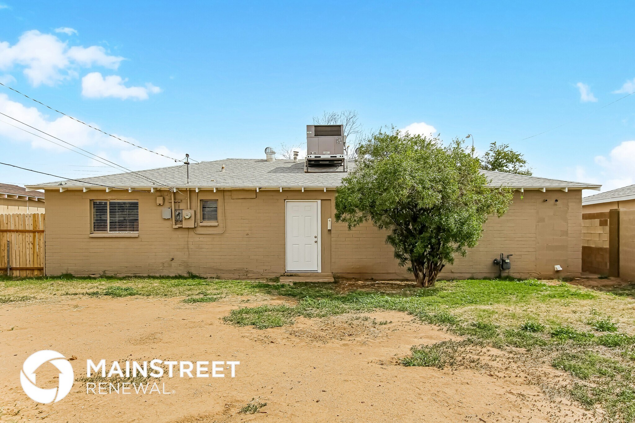 Building Photo - 4212 N 47th Dr