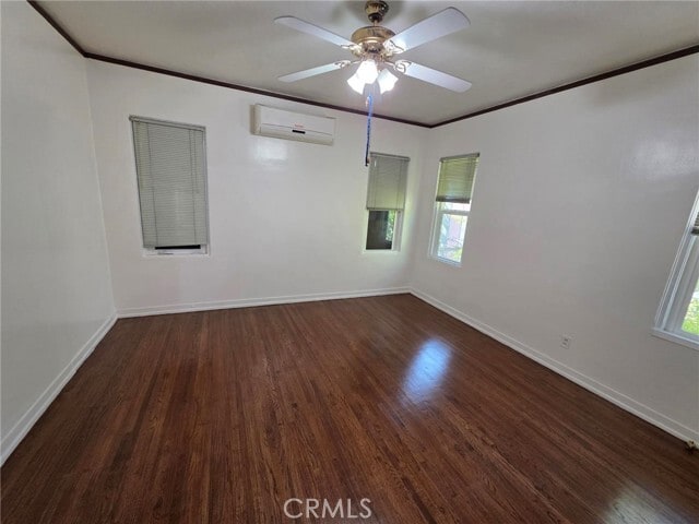 Building Photo - 554 Hawthorne St