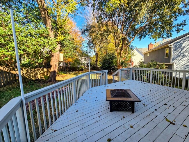 Building Photo - 2317 Declaration Dr