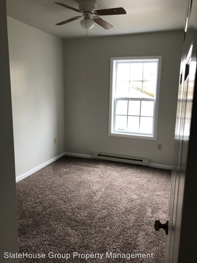 Building Photo - 527 S State St